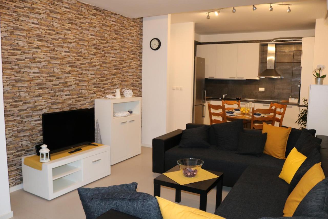Apartment D&E Punat - Free Parking And Wi-Fi Exterior foto